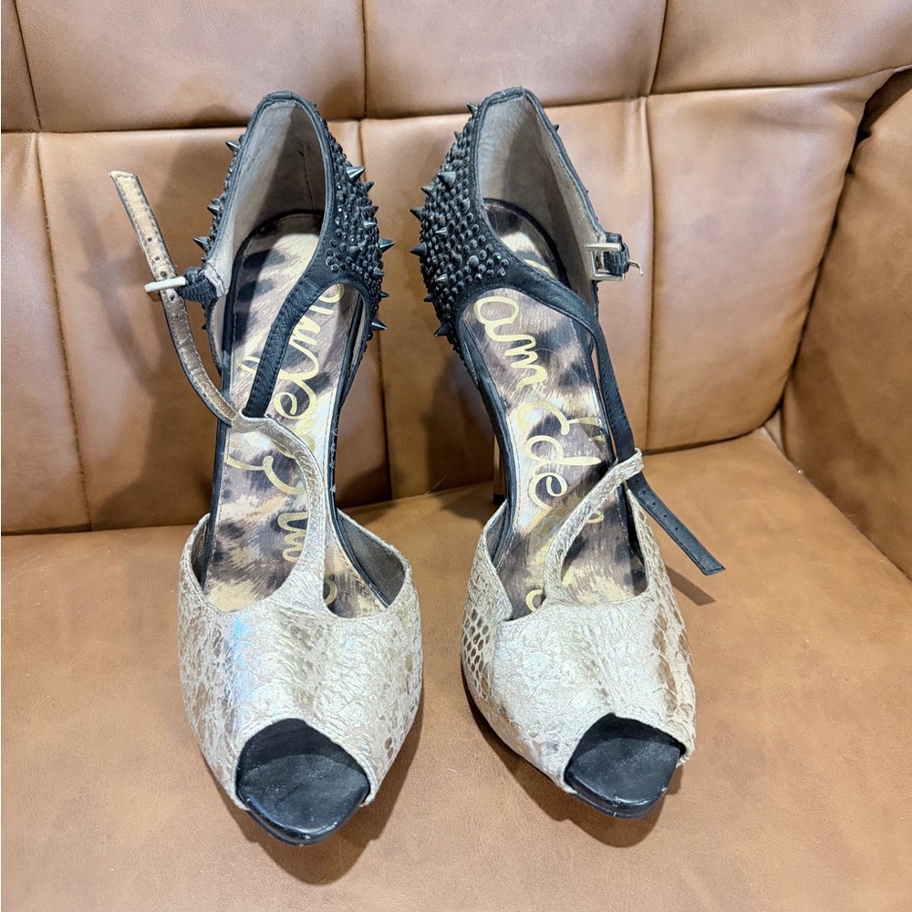 Sam Edelman Black and Tan Peep Toe Heels